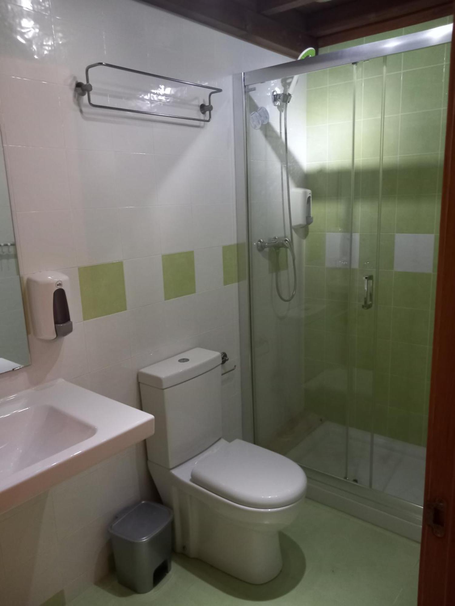 Hosteria Rio Negro Bárcena de Cicero Buitenkant foto